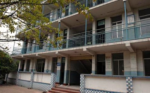 人民路街道老旧校园宿舍装修改造注意事项